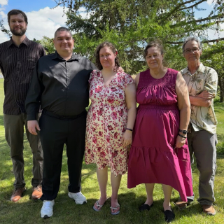 From left to right: Cody, Colton, Shelby, Karen, Tom